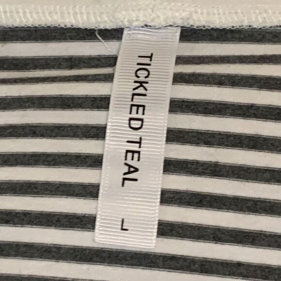 TICKLED TEAL, smock, large, great condition, gray stripes, front pockets - Picture 5 of 11